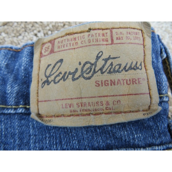 Levis Strauss Levi's Misses Sz 14 Medium Low Rise Bootcut Wide Leg Jean - Picture 8 of 8
